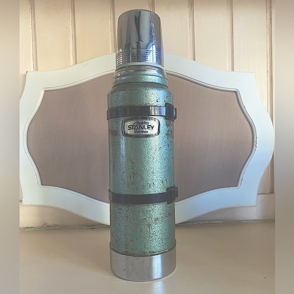 Vintages Stanley Thermos